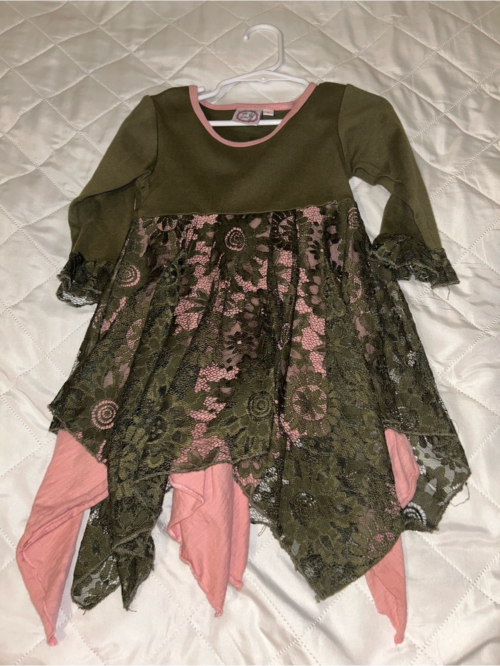 Dress - Picture 4 of 4